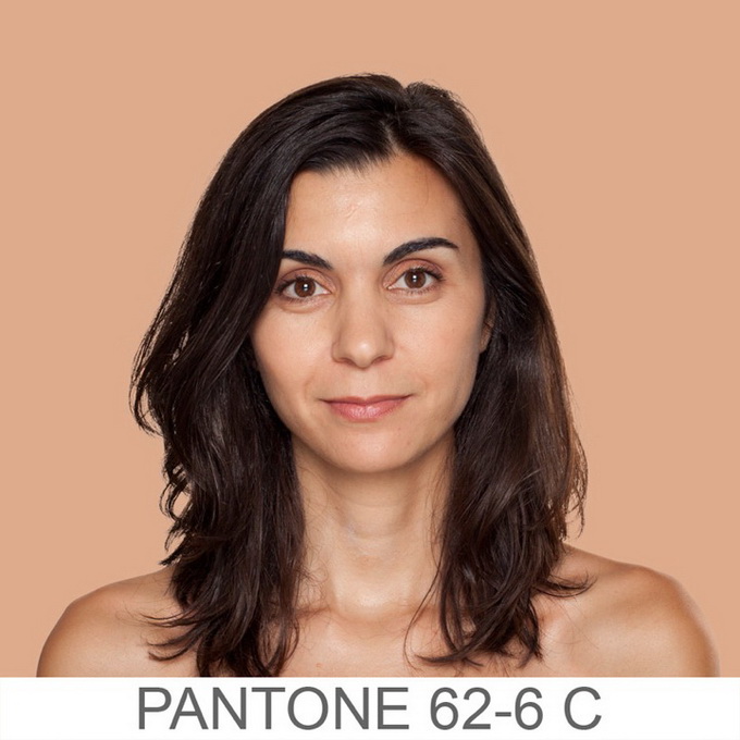 Angelica DassǿɫHuman Pantone10.jpg