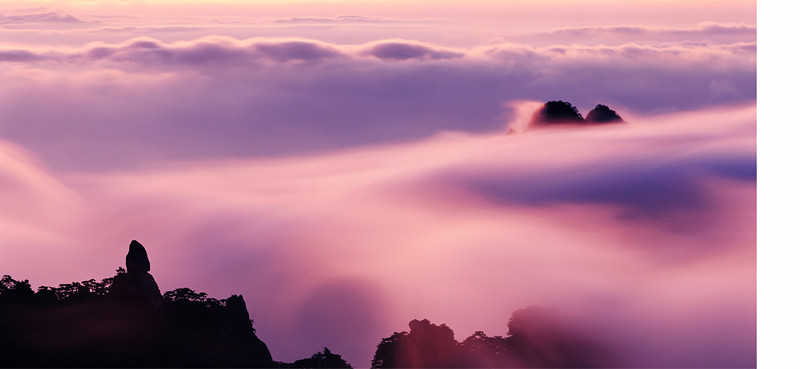 飞来石处是黄山云海容易出现的地方.jpg
